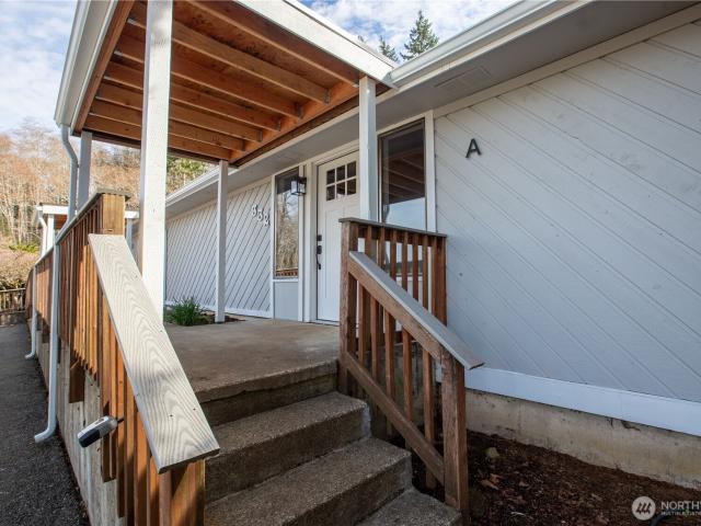 House for sale in Mccleary, Washington
