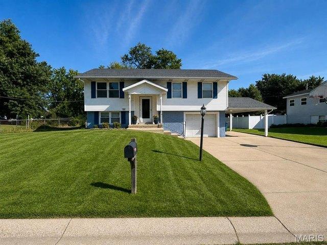 House for sale in Godfrey, Illinois