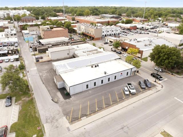 Commercial for sale in Lee's Summit, Jackson County