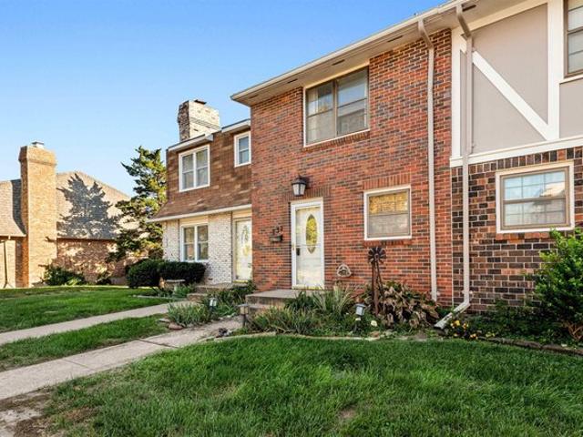 Townhouse for sale in Manhattan, Riley County