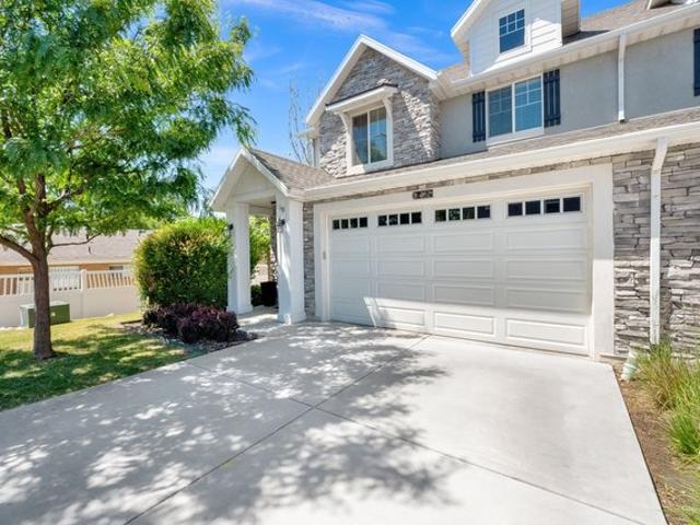 Townhouse for sale in Bountiful, Utah