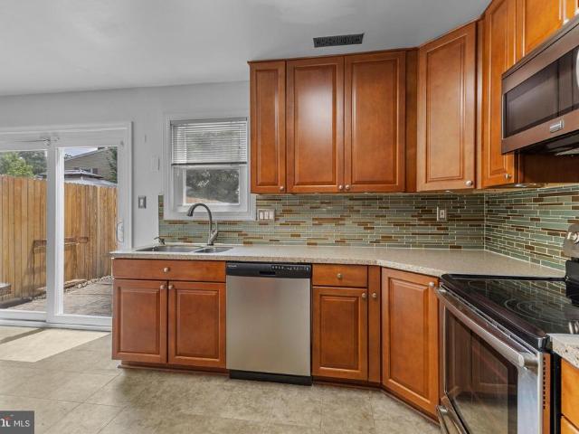 Townhouse for sale in Waldorf, Maryland