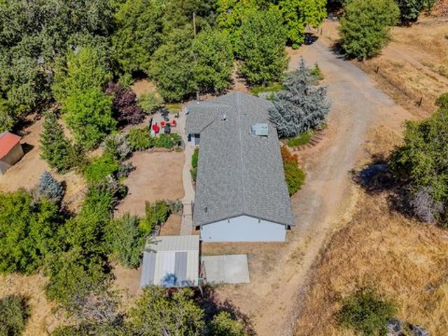 House for sale in North Fork, California