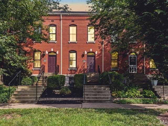 Townhouse for sale in Saint Charles, Missouri