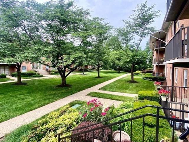 Condo for sale in Virginia