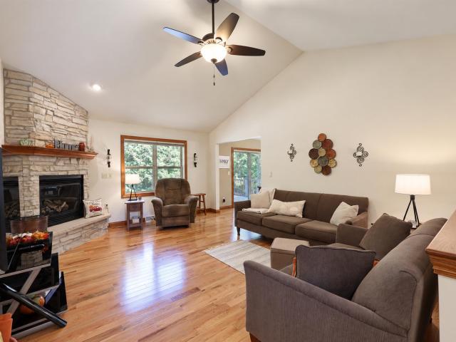 House for sale in Flintville, Suamico