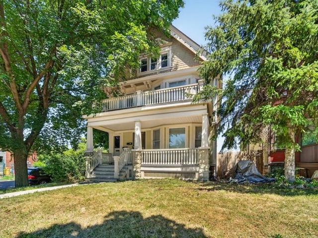 House for sale in Milwaukee, Wisconsin