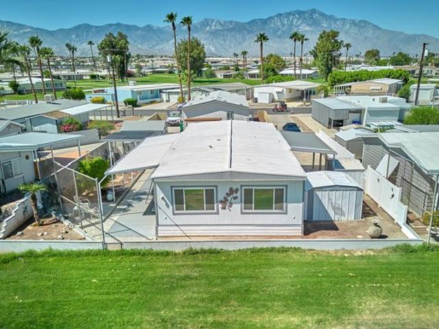 House for sale in Thousand Palms, California