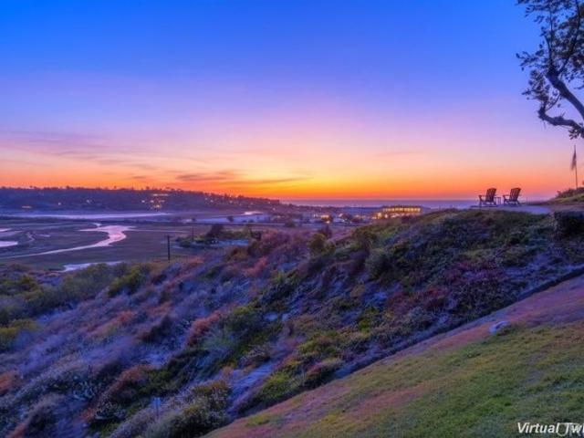 Condo for sale in Del Mar, California