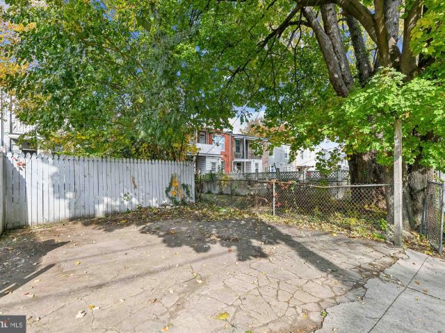Townhouse for sale in Gibsonton, Maryland