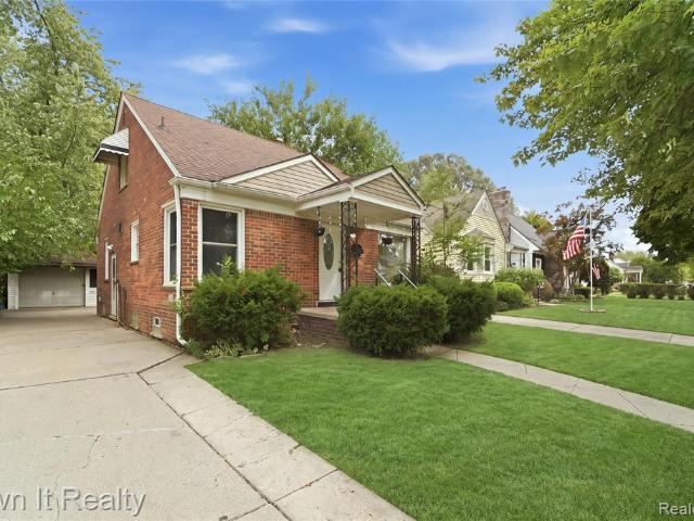 House for sale in Southwestern Outer Drive, Dearborn Heights