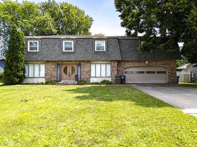 House for sale in Waterloo, Black Hawk County