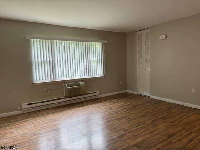 Condo for sale in Hamburg, New Jersey