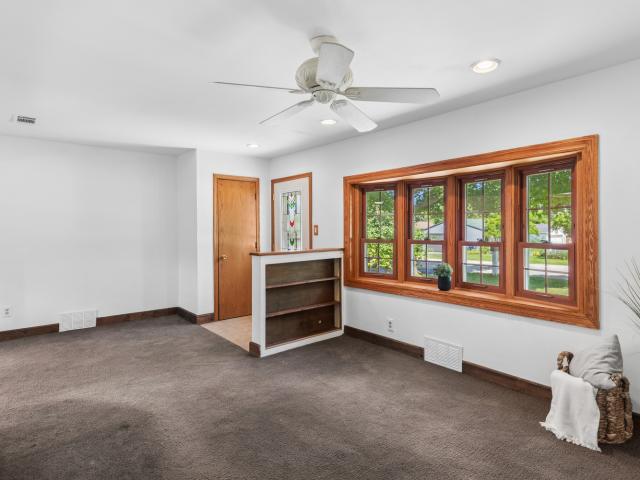 House for sale in Wildwood, Grayslake