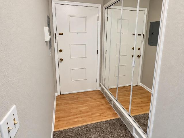 Condo for sale in Lansing, Ingham County