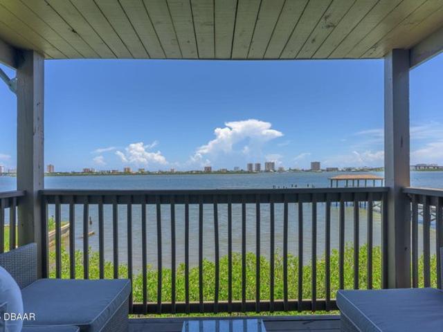 Townhouse for sale in Port Orange, Florida