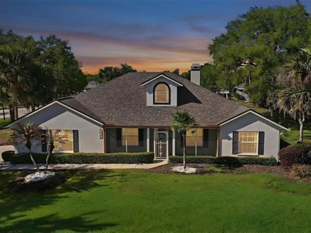 House for sale in Eustis, Florida