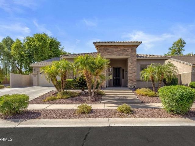 House for sale in Gilbert, Arizona