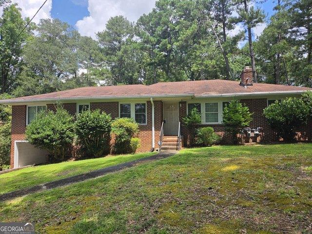 House for sale in Red Oak, Georgia