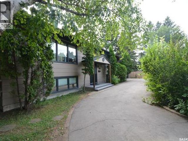 House for sale in Saskatoon, Saskatchewan