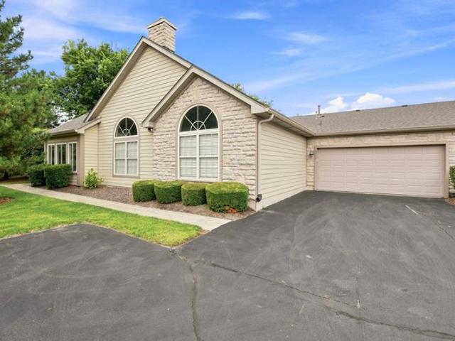 Townhouse for sale in Joliet, Illinois