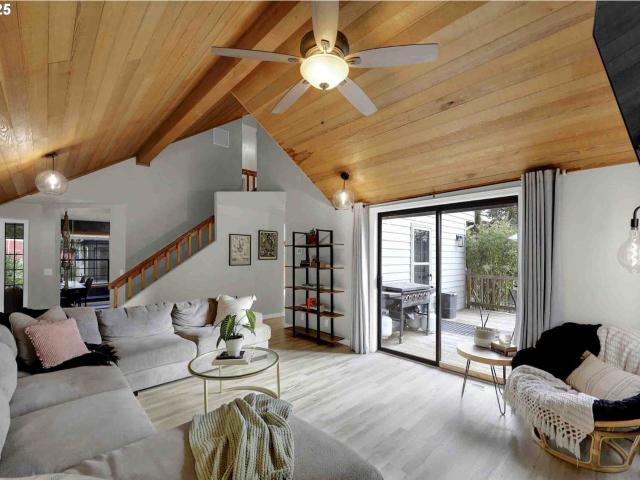 House for sale in Creswell, Oregon