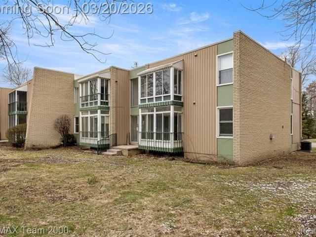 Condo for sale in Livonia, Michigan
