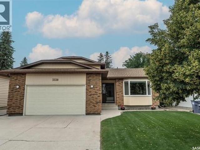 House for sale in Saskatoon, Saskatchewan