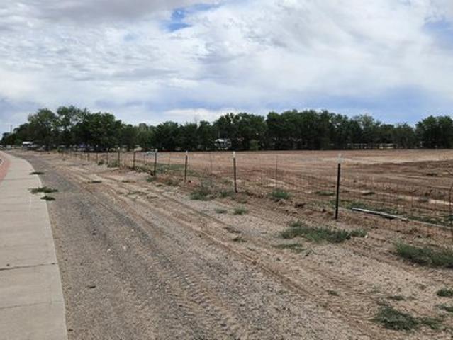 Land for sale in Los Lunas, New Mexico