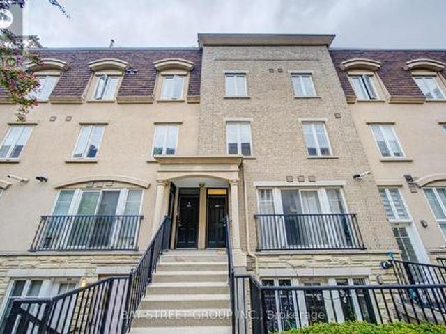 Townhouse for sale in Woburn, Ontario