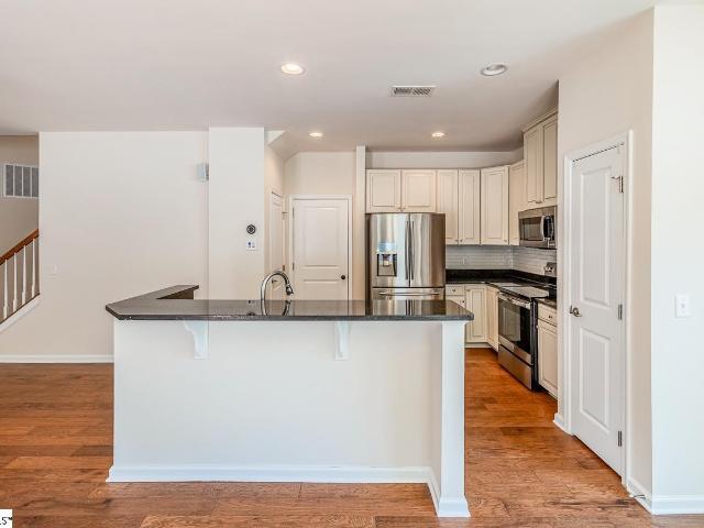Townhouse for sale in Duncan