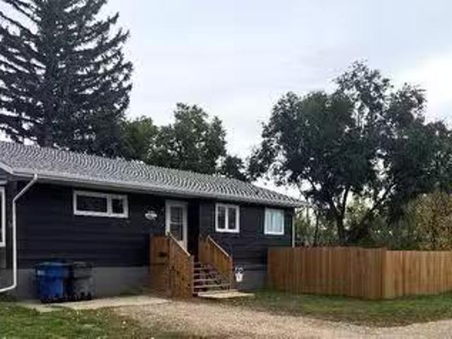 House for sale in Coronach