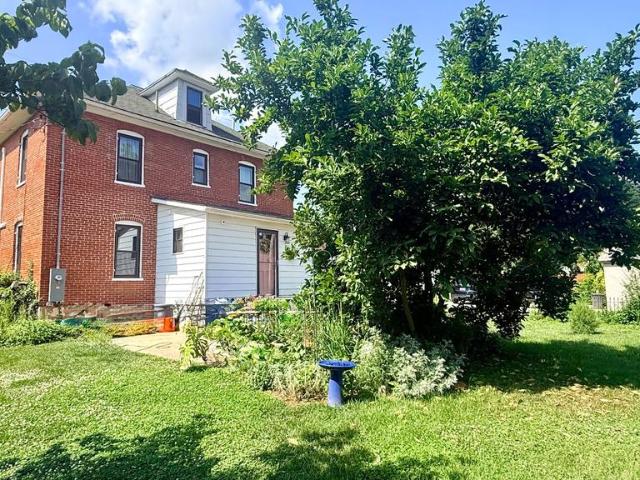 House for sale in Charles Town, West Virginia