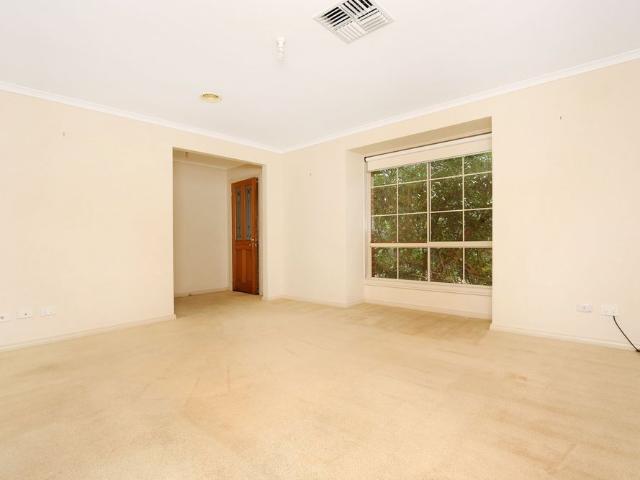 Apartment for rent in Reservoir, Melbourne