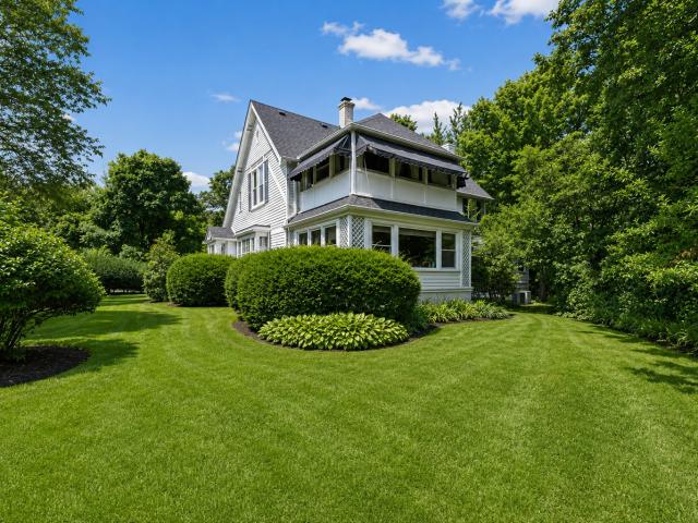 House for sale in Highland Park, Illinois