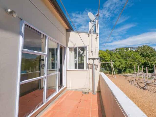 House for rent in Otakou