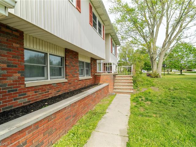 House for sale in Jefferson, Ohio