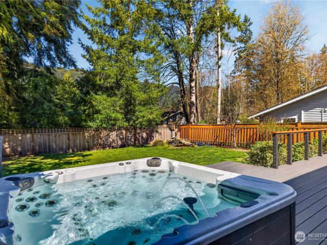 House for sale in Washington