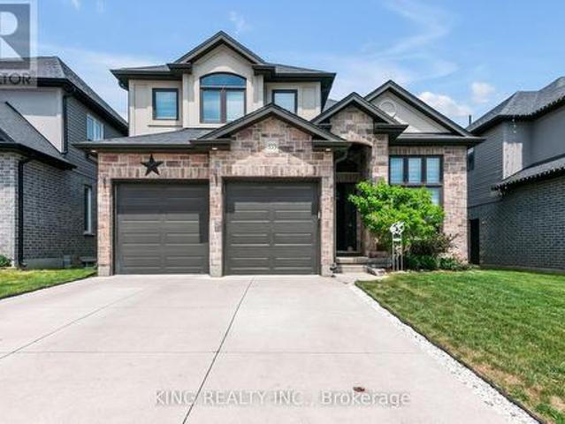 House for sale in Woodstock, Ontario
