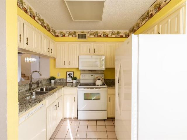 Condo for sale in Richardson, Dallas County