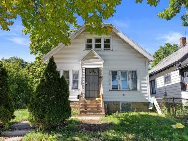 House for sale in Merrill Park, Milwaukee