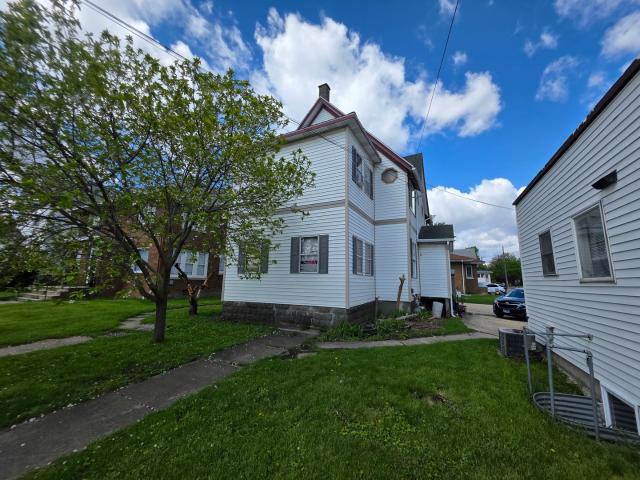 House for sale in Dekalb, Illinois