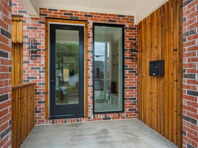 House for sale in Dallas, Texas
