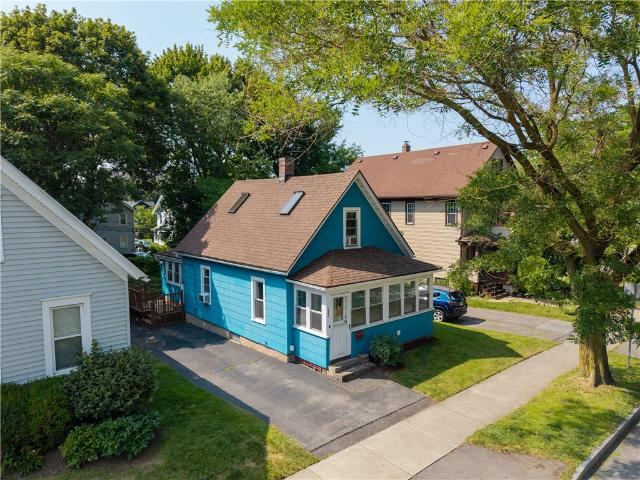 House for sale in Oak Hill, New York