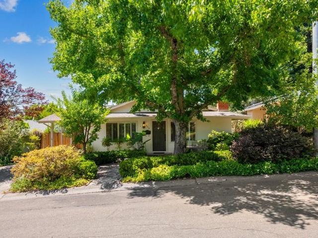 House for sale in Healdsburg, California