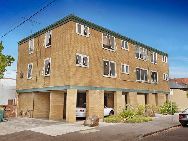 Granny Flat for rent in Fitzroy North, Melbourne