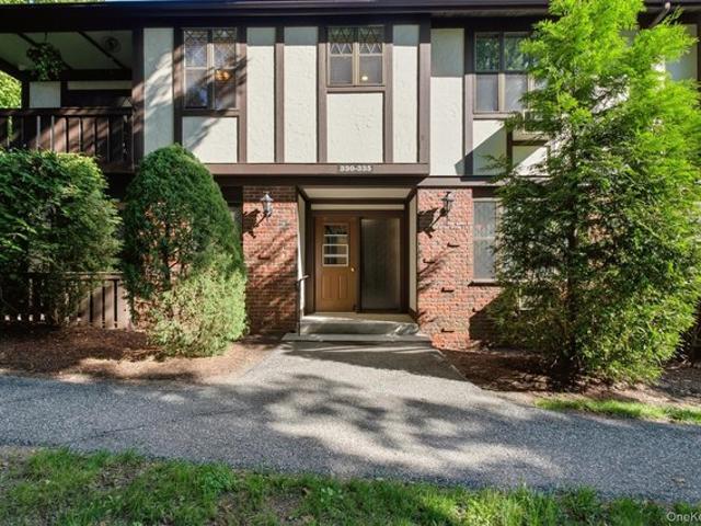 Condo for sale in Rockland, New York