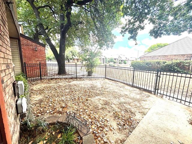 Townhouse for sale in Edmond, Oklahoma