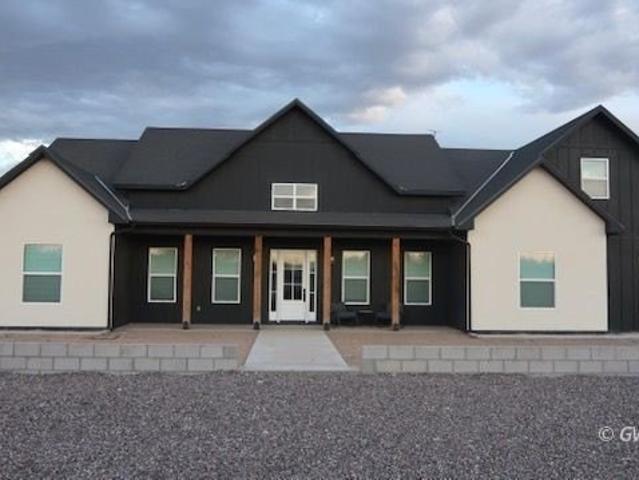 House for sale in Amado, Arizona