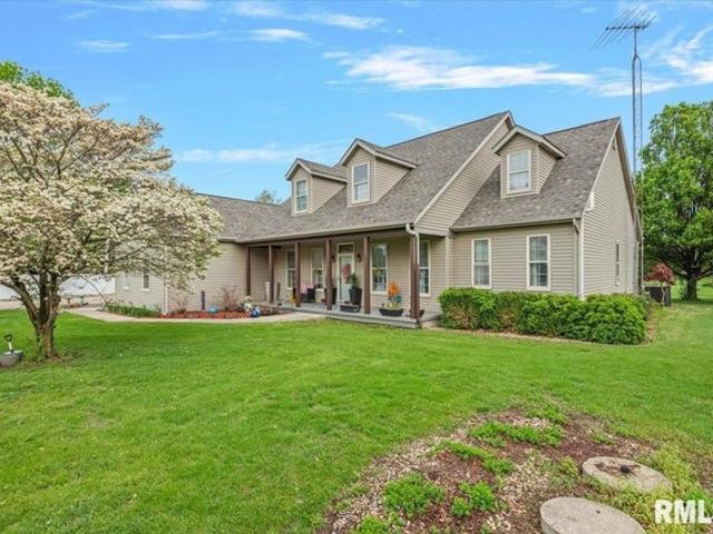 House for sale in Glenarm, Illinois